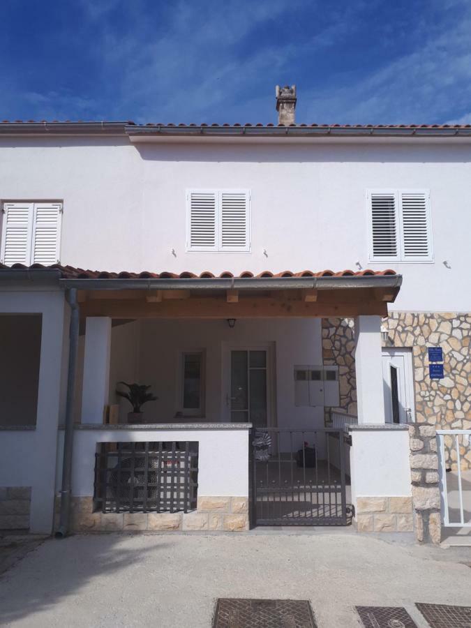 Kuca Za Odmor Pende Villa Banjol Exterior photo
